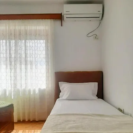 Vangert Apartment Berat